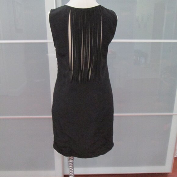Zara Basic Keyhole Front String Back Shift Dress - Picture 3 of 6